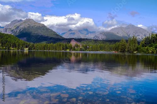 Fototapeta Naklejka Na Ścianę i Meble -  lake and mountains
