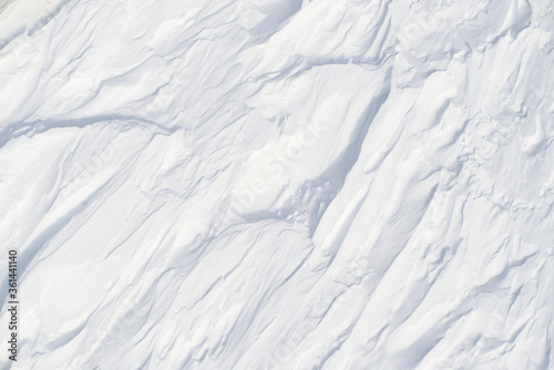 Snow texture 1 - diagonal wind ridges and striations © Rhys