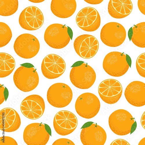 Whole oranges and halves on a white background. Summer seamless pattern. Vector illustration.