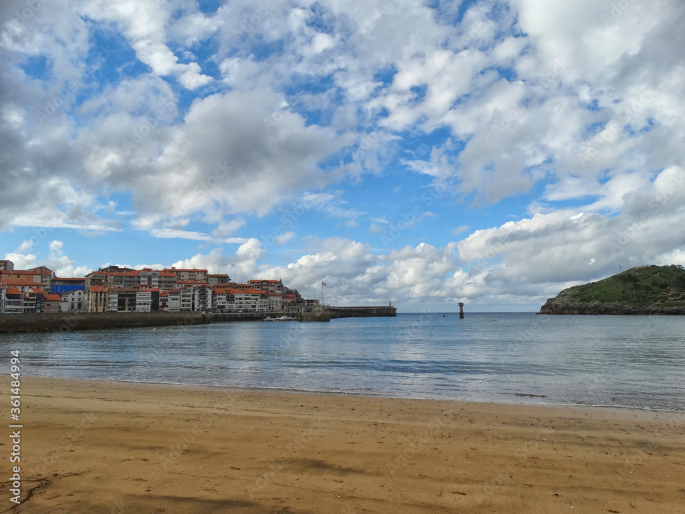 Lekeitio Basque Fisherman Village and Beach 