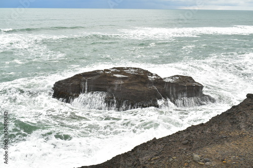 Piha beach coastal rock formation
