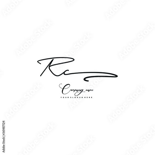 RC initials signature logo. Handwriting logo vector templates. Hand drawn Calligraphy lettering Vector illustration.
