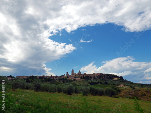 Italy, Tuscany, Siena, San Gimignano, view of the village from the surrounding countryside