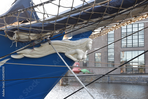 Fotografía Figurehead of an old traditional clipper.