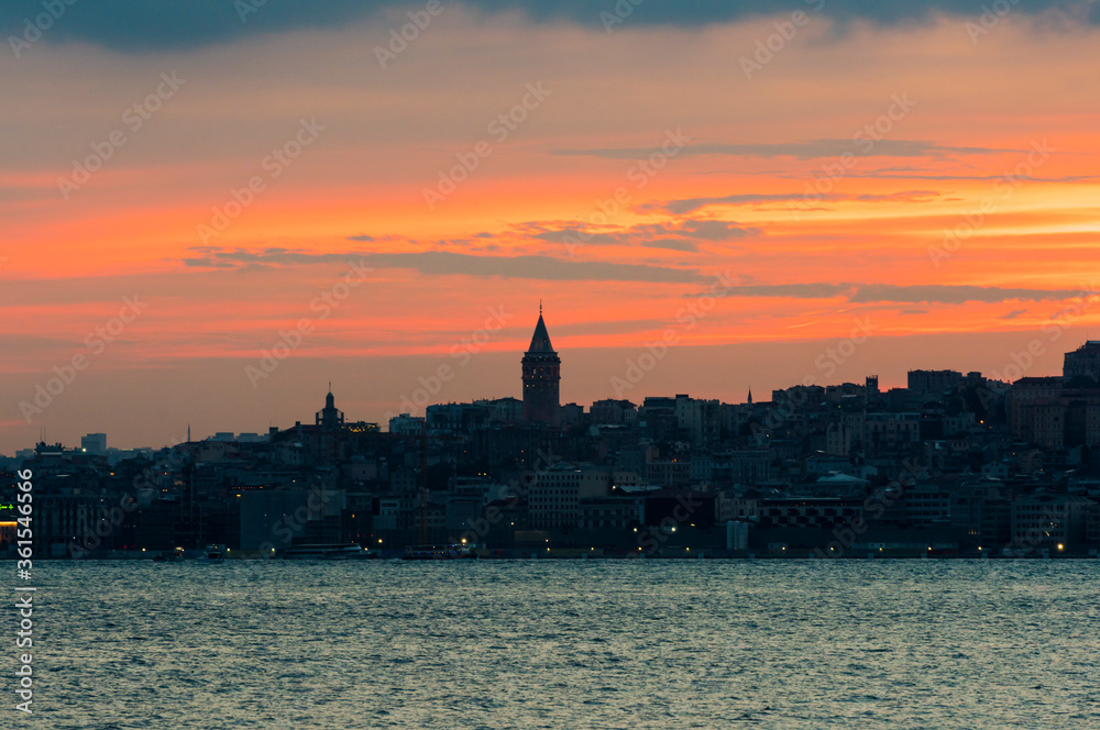 Obraz premium Sunset view of istanbul, Turkey.