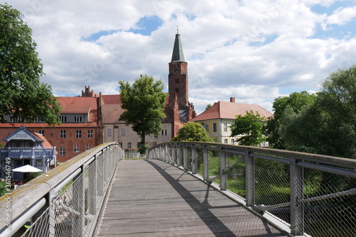 Domstrengbrücke über den Domstreng und Turm Dom in Brandenburg an der Havel photo