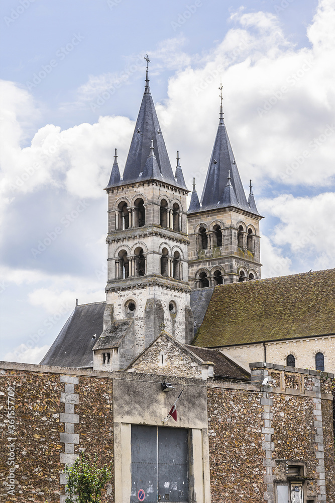 Collegiate Church of Notre-Dame (founded between 1016 and 1031) in Melun. Melun - commune in Seine-et-Marne department in Ile-de-France region, France.