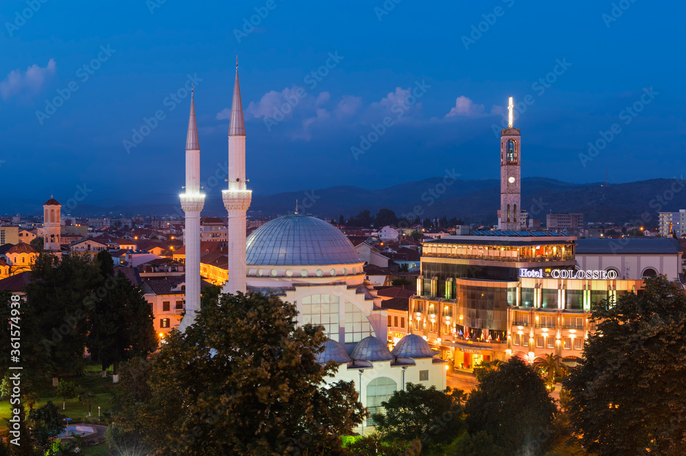 Naklejka premium Ebu Beker Mosque at twilight, Shkodra, Albania