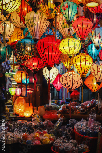 lanterns in the market