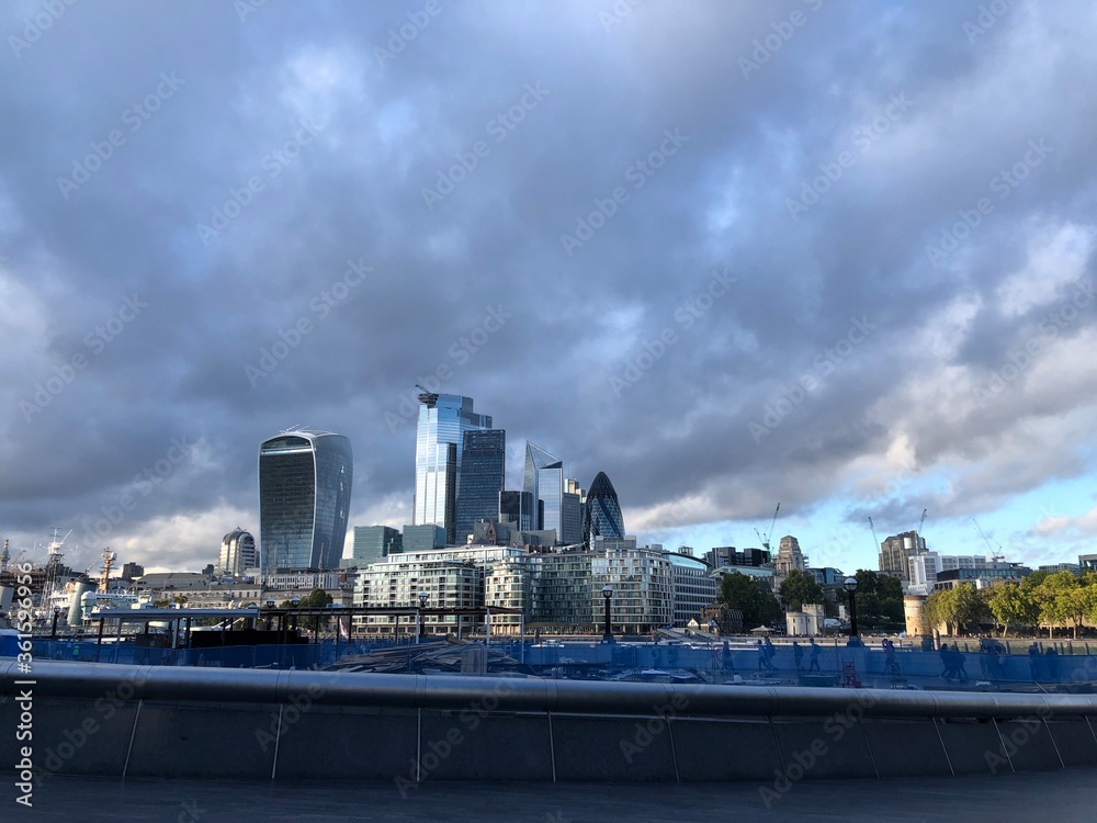 Fototapeta premium rascacielo londres edificios altura alto