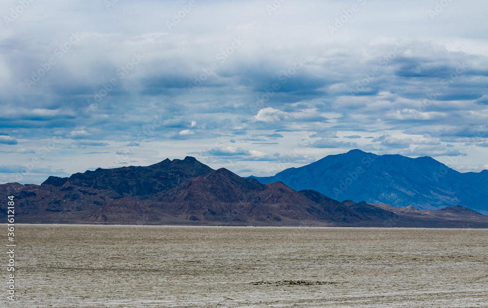 Φωτογραφία Beautiful view of the land at Bonneville Salt Flats, a popular site near Salt Lake City