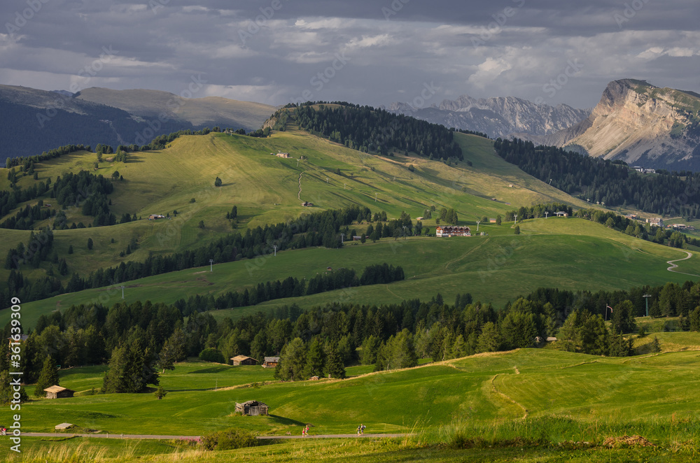 Alpe di Siusi/Seiser Alm, largest high altitude alpine meadow plateau in Europe and the Dolomites mountain ranges around, major tourist attraction, known for hiking & skiing, South Tirol, Italy.