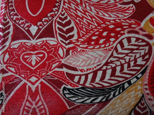 textura flores rojas en tela