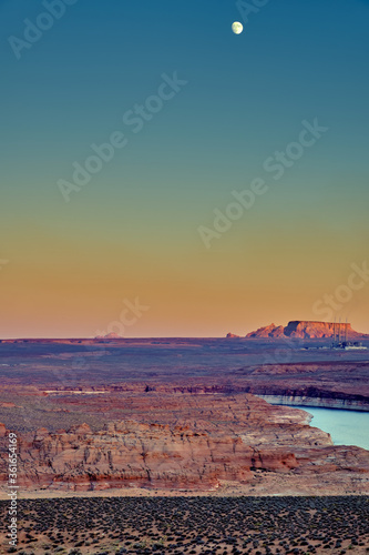 View of lake Powell and Glen Canyon in Arizona