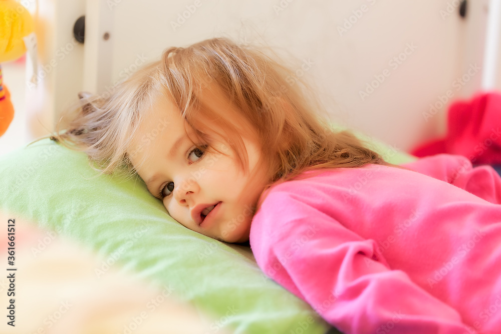 Fototapeta premium child are preparing for sleep
