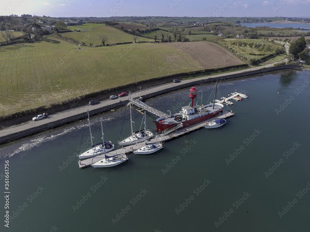 Fototapeta premium Boat in the harbour 