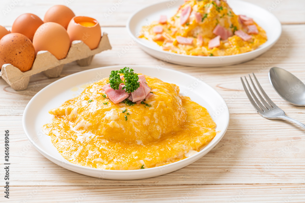 Creamy Omelet with Ham on Rice Creamy Omelet with Ham on Rice