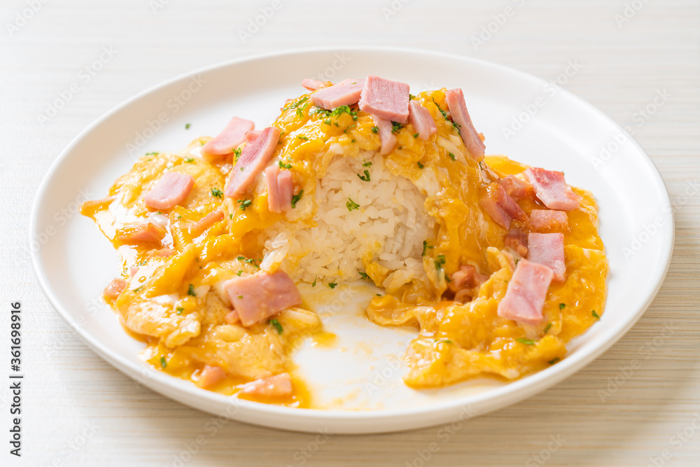 Creamy Omelet with Ham on Rice Creamy Omelet with Ham on Rice