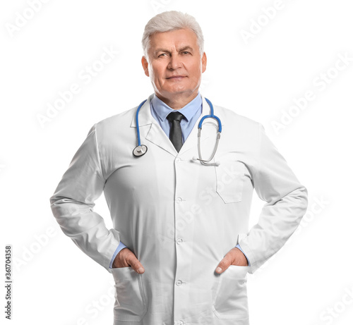 Portrait of senior doctor o...