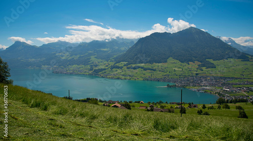 Blick vom Bürgenstock auf den Vierwaldstätter See in der Schweiz