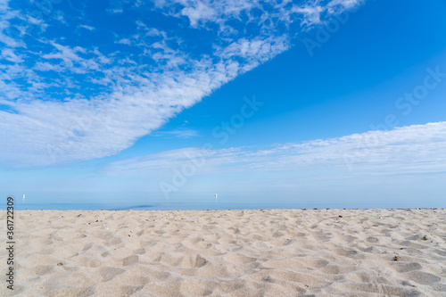Fototapeta Naklejka Na Ścianę i Meble -  Beautiful empty sandy beach on the German Baltic Sea coast, copy space