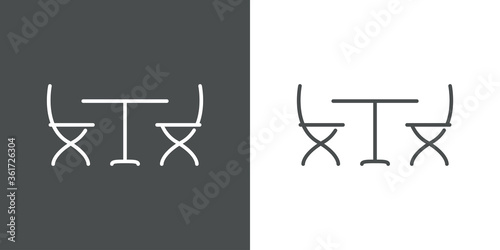 Concepto comedor. Icono plano lineal mesa y 2 sillas plegables en fondo gris y fondo blanco