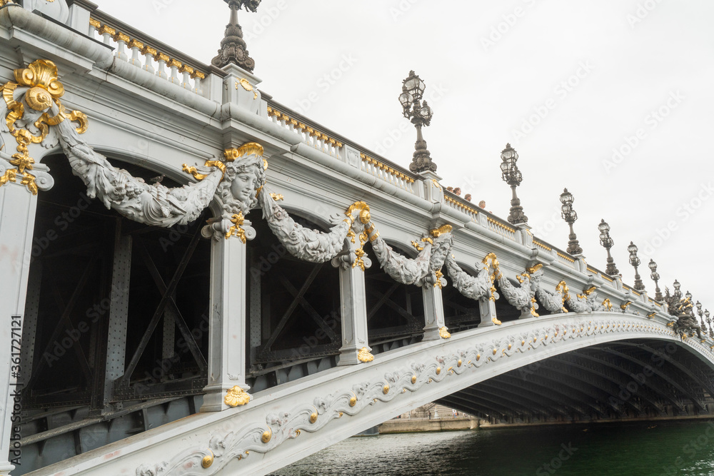Obraz premium Bridge Alexander III in Paris