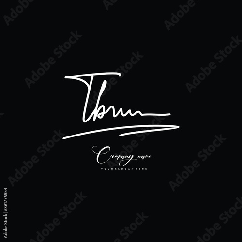 TB initials signature logo. Handwriting logo vector templates. Hand drawn Calligraphy lettering Vector illustration.
