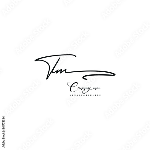 TM initials signature logo. Handwriting logo vector templates. Hand drawn Calligraphy lettering Vector illustration.
