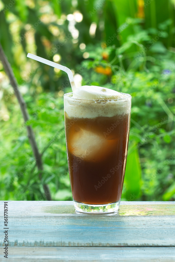 Root beer float a tasty summer Root beer float a tasty summer