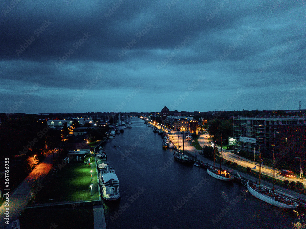 Greifswald und Museumshafen von oben - Luftbild bei Sonnenuntergang ...