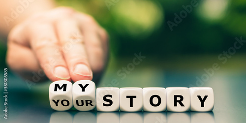 Billede på lærred Hand turns dice and changes the expression your story to my story
