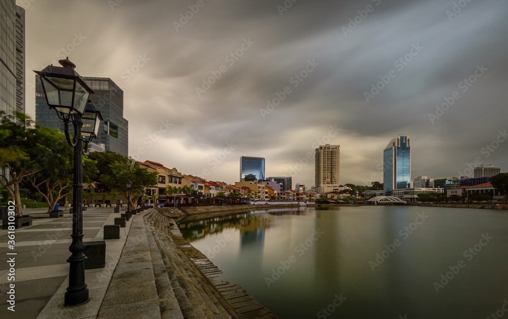 Singapore, Boat quay 2017 A dramatic dloudy morning at Boatquay during sunrise