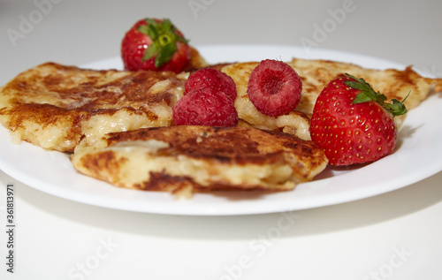 Wallpaper Mural waffles with strawberries Torontodigital.ca