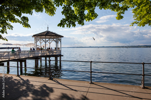 Pavillion am Ufer des Bodensees in Bregenz