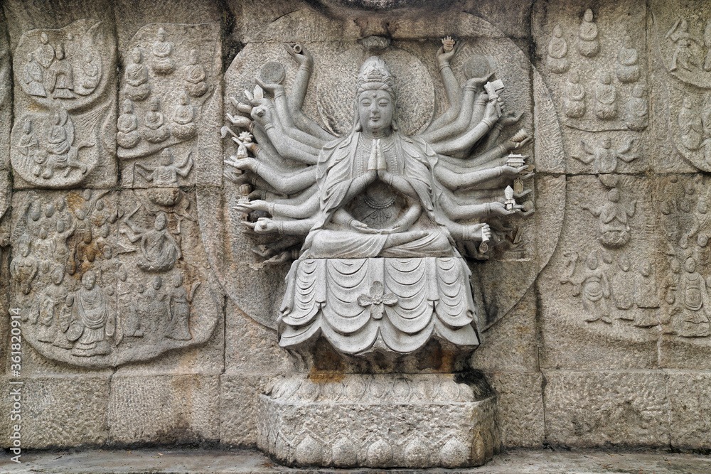 The Thousand-Hand Thousand-Eye Guanyin Bodhisattva