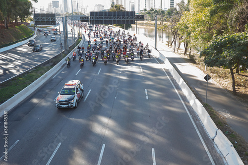 Deliverymen strike in Brazil © Paulo