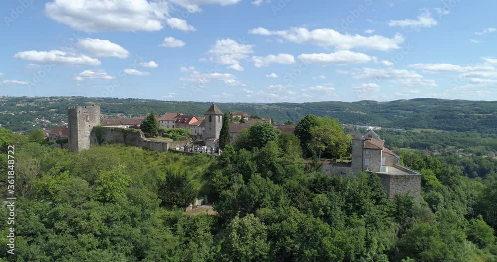 Capdenac-le-Haut aerial back travelling, Lot, labelled Les Plus Beaux Villages de France Capdenac-le-Haut aerial back travelling, Lot, labelled Les Plus Beaux Villages de France