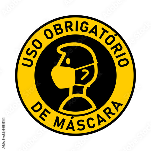 Uso Obrigatorio de Mascara ("It is Obligatory to Wear a Face Mask" in Portuguese) Round Badge Sticker Instruction Sign. Vector Image.