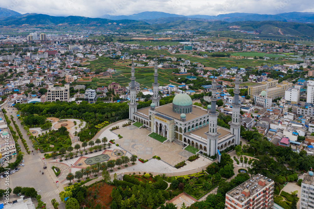 Naklejka premium aerial view of mosque
