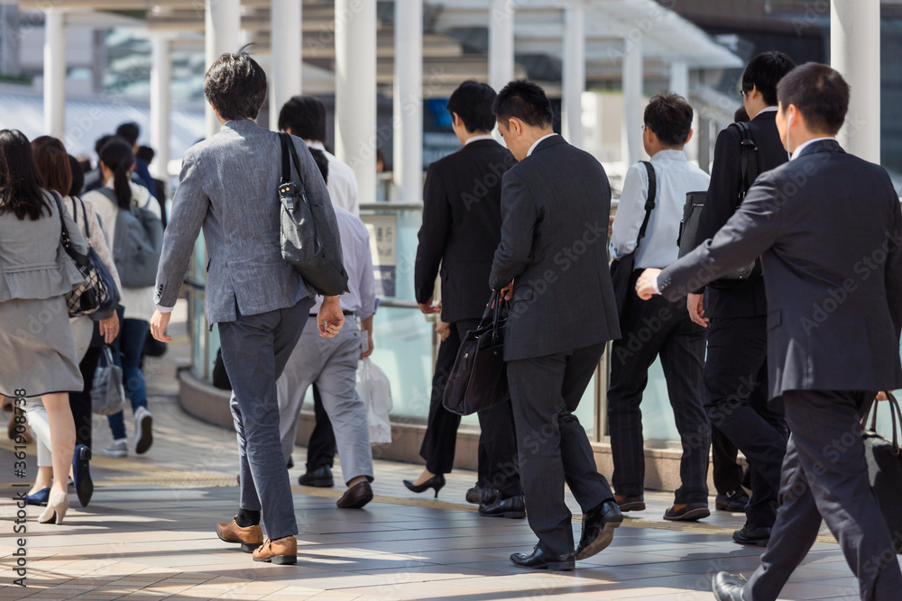 品川の通勤風景