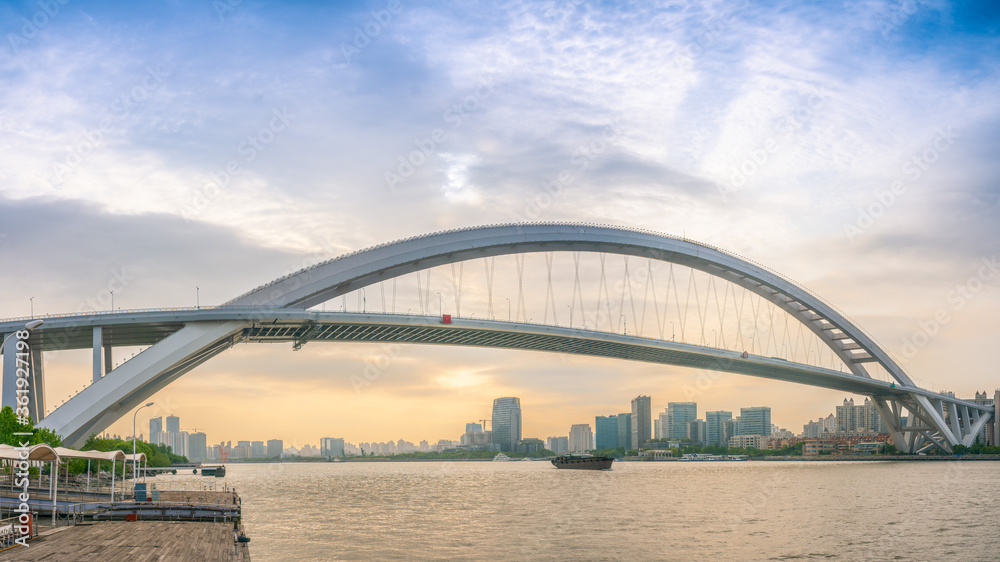 Naklejka premium Panorama view of Lupu Bridge, on of the biggest bridge on Huangpu river, shot in Shanghai, China.