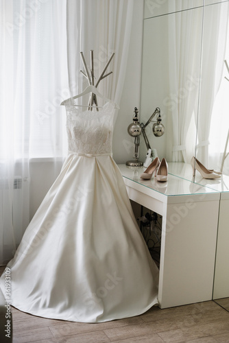 Wedding Dress, morning bride, wedding day, White wedding dress