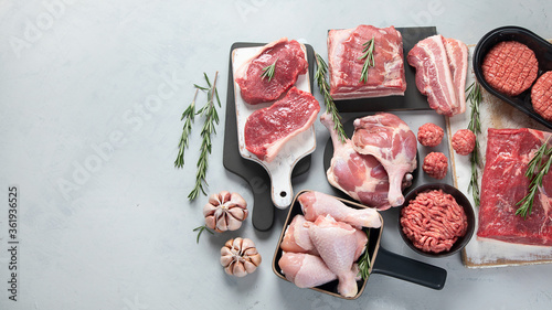 Canvastavla Assortment of raw meats