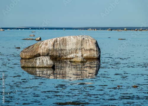 Fototapeta Naklejka Na Ścianę i Meble -  beautiful Baltic Sea coast with boulders, Saaremaa Island, Estonia
