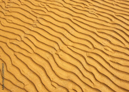 Sand ripples and sand pattern 