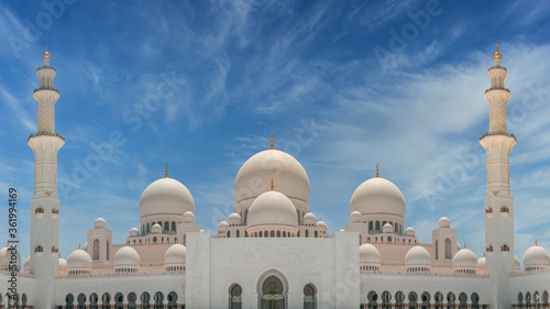 sheikh zayed mosque in abu dhabi photo