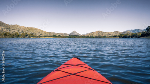 Canoe sur la Lac Patagonia Arizona