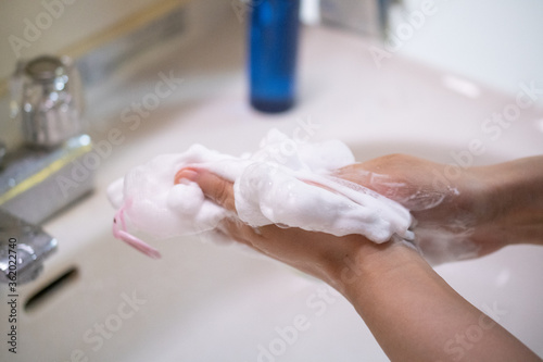 洗顔前の手洗い