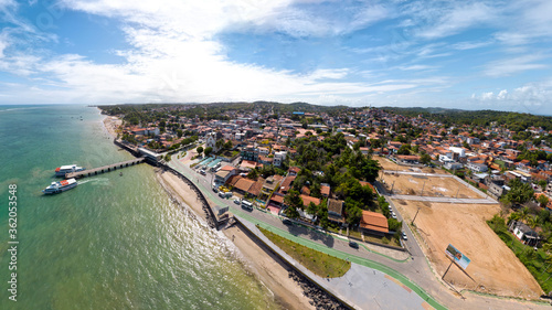Fototapeta Naklejka Na Ścianę i Meble -  Imagem Panorâmica de Mar Grande, municipio de Vera Cruz, Ilha de Itaparica, Bahia